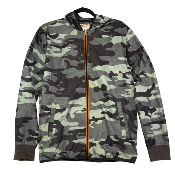 Mossimo Supply Co. Jackets & Blazers - Mossimo Supply Co. Camo Lightweight Hooded Jacket Windbreaker Women's